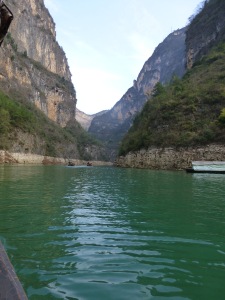a side trip up a tributary of the main Yangtze
